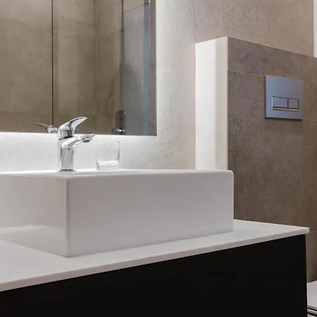 Modern 3br Maisonette Fully Equipped With Ac In Qawra By 360 Estates * セント・ポールズ・ベイ