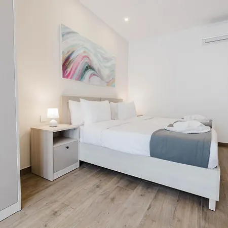 Modern 3br Maisonette Fully Equipped With Ac In Qawra By 360 Estates *