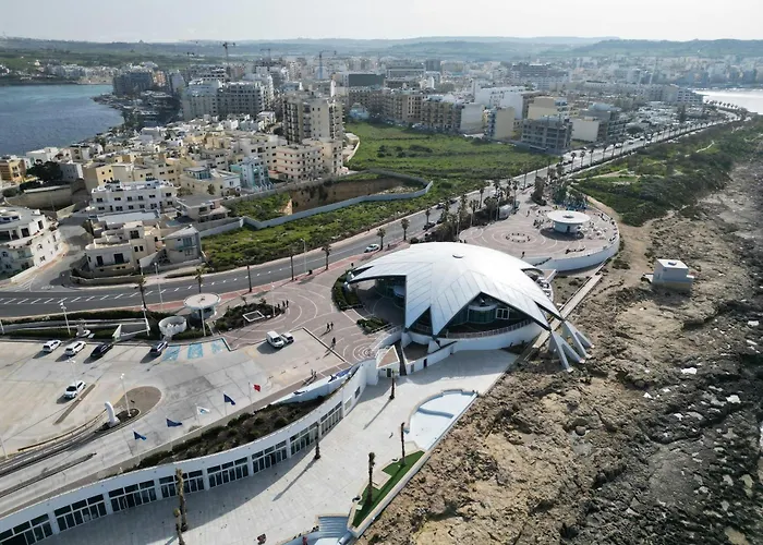 Apartament Modern 3br Maisonette Fully Equipped With Ac In Qawra By 360 Estates