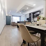 Modern 3br Maisonette Fully Equipped With Ac In Qawra By 360 Estates Apartment