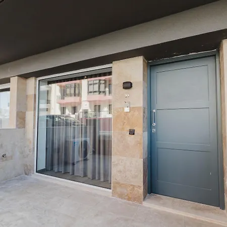 Modern 3br Maisonette Fully Equipped With Ac In Qawra By 360 Estates *