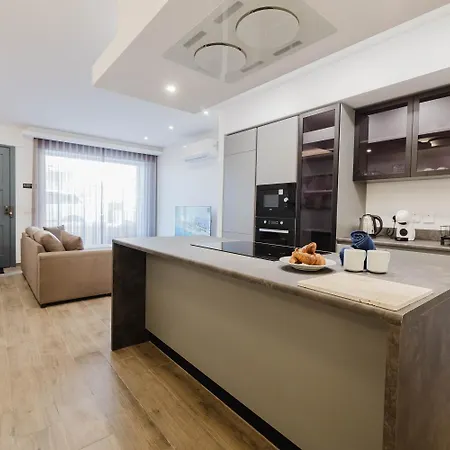 Modern 3br Maisonette Fully Equipped With Ac In Qawra By 360 Estates St. Paul's Bay