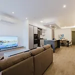 Modern 3br Maisonette Fully Equipped With Ac In Qawra By 360 Estates *