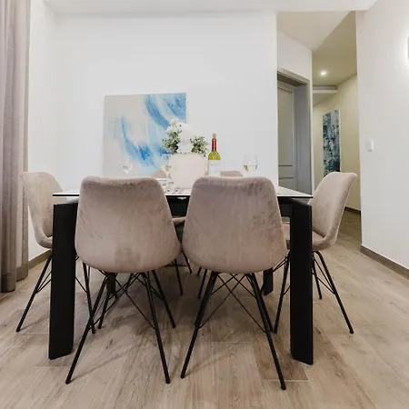 Διαμέρισμα Modern 3br Maisonette Fully Equipped With Ac In Qawra By 360 Estates Σεντ Πόλς Μπέι